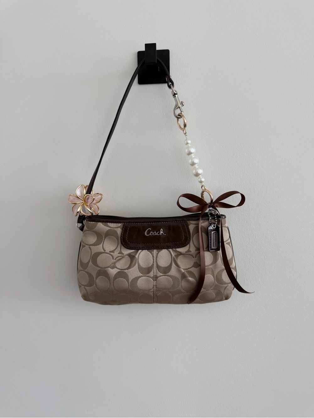 Vintage Coach Pleated Open Mini Bag/ Large Wristlet